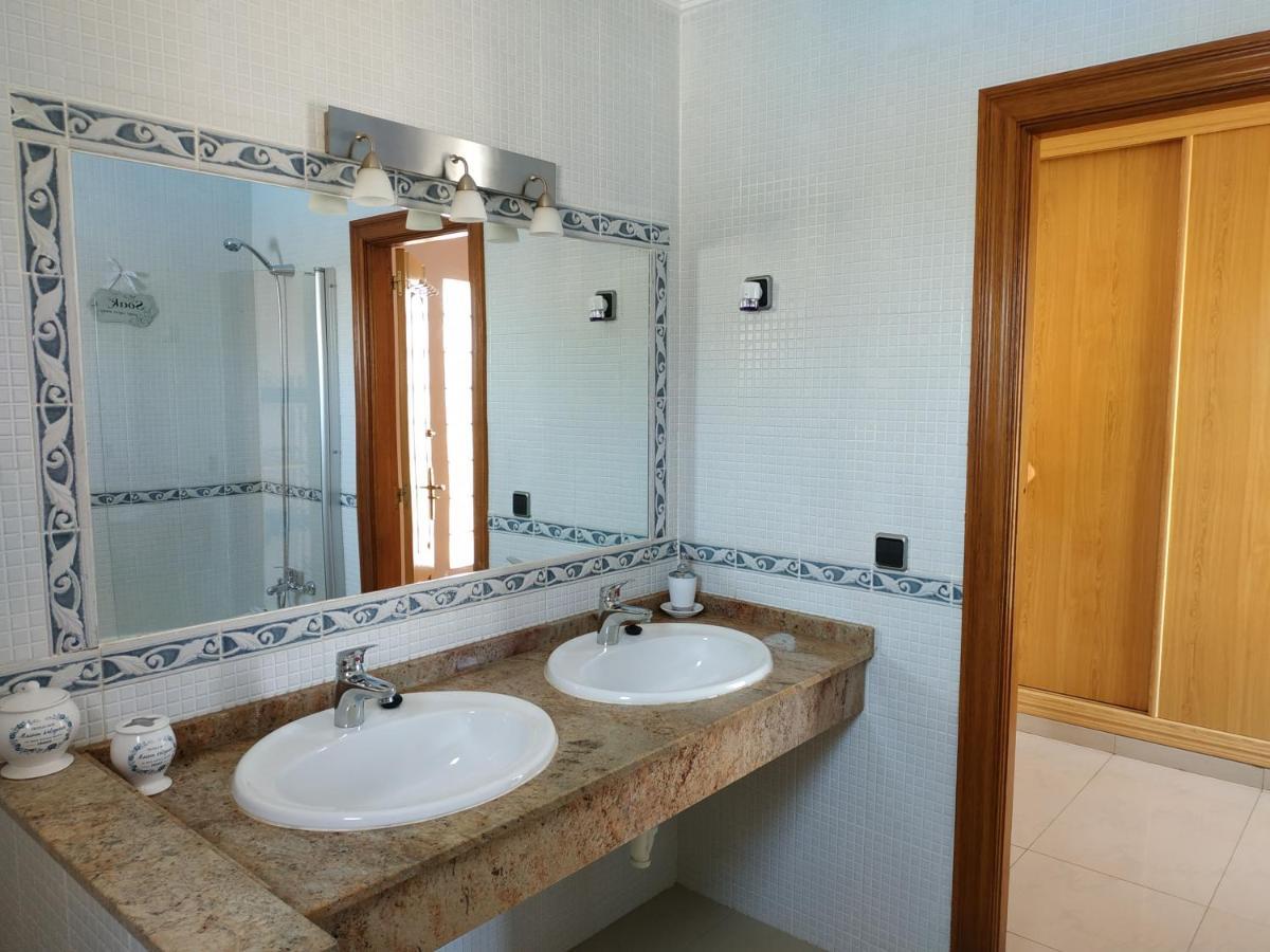 Villa Casa Del Sol 3 Bedroom Villa With Private Solar Covered 12M X 6M Pool Minimum Stay 7 Nights Chromecast And Wifi Throughout The Property Triquivijate Εξωτερικό φωτογραφία