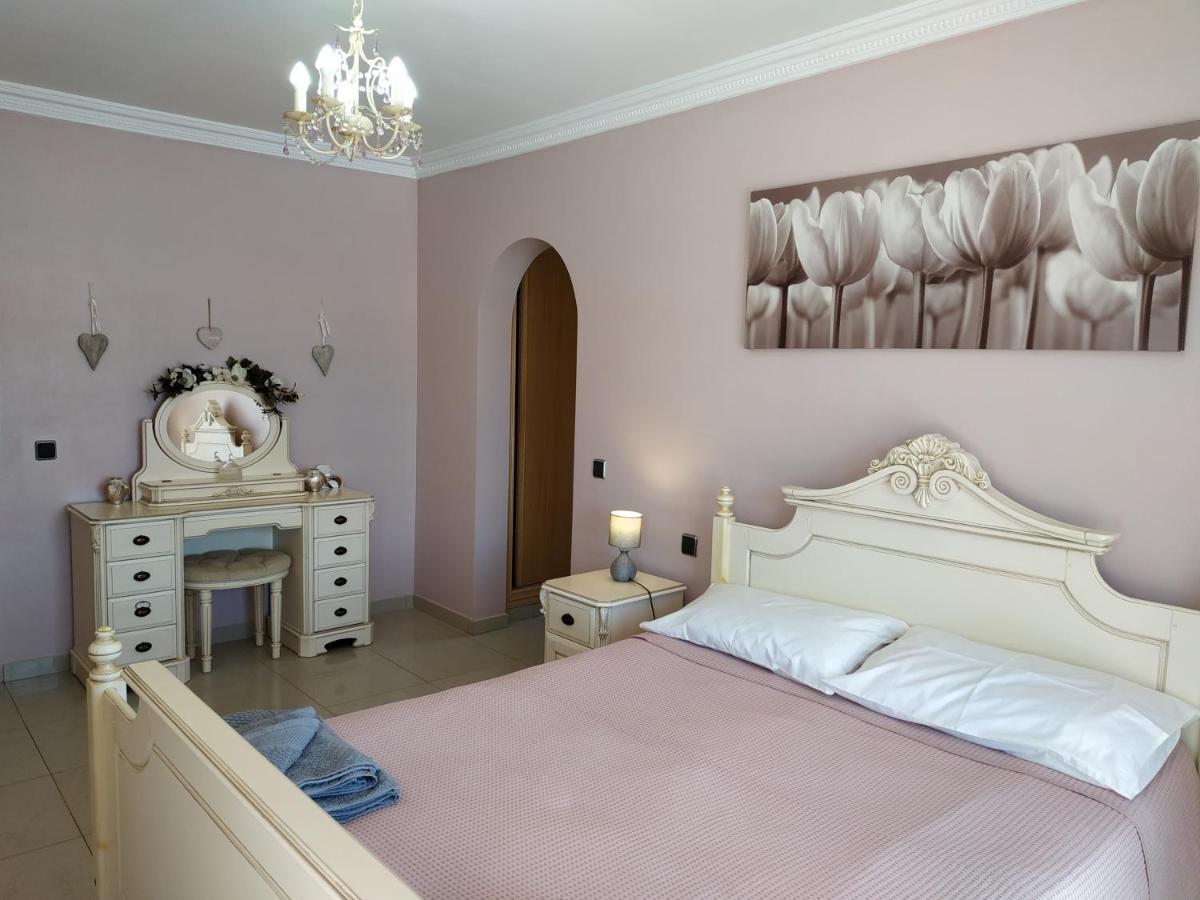 Villa Casa Del Sol 3 Bedroom Villa With Private Solar Covered 12M X 6M Pool Minimum Stay 7 Nights Chromecast And Wifi Throughout The Property Triquivijate Εξωτερικό φωτογραφία