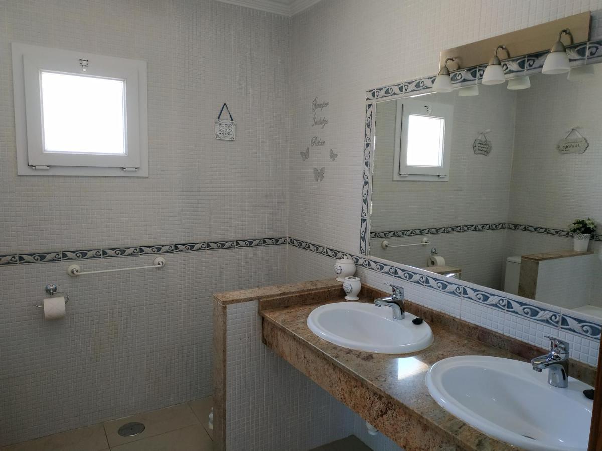 Villa Casa Del Sol 3 Bedroom Villa With Private Solar Covered 12M X 6M Pool Minimum Stay 7 Nights Chromecast And Wifi Throughout The Property Triquivijate Εξωτερικό φωτογραφία