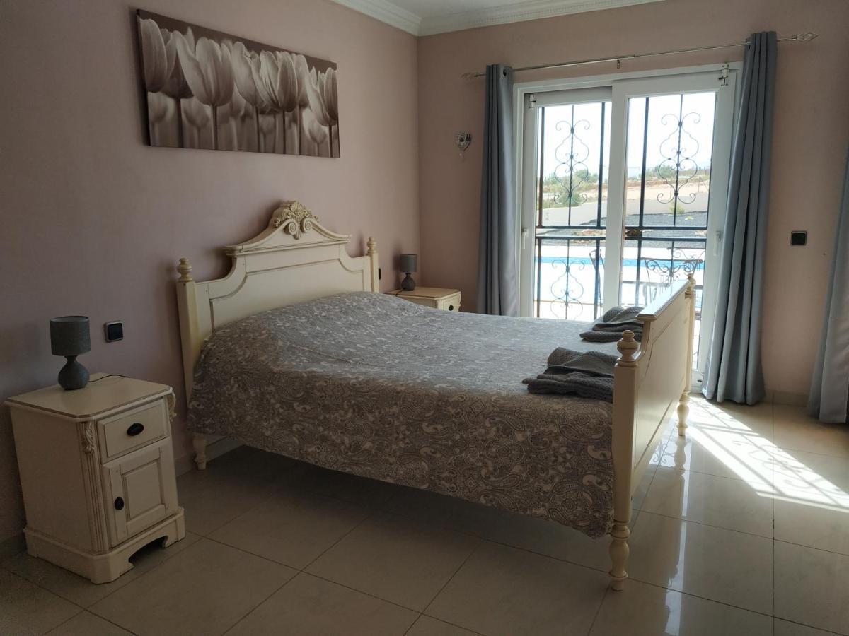 Villa Casa Del Sol 3 Bedroom Villa With Private Solar Covered 12M X 6M Pool Minimum Stay 7 Nights Chromecast And Wifi Throughout The Property Triquivijate Εξωτερικό φωτογραφία