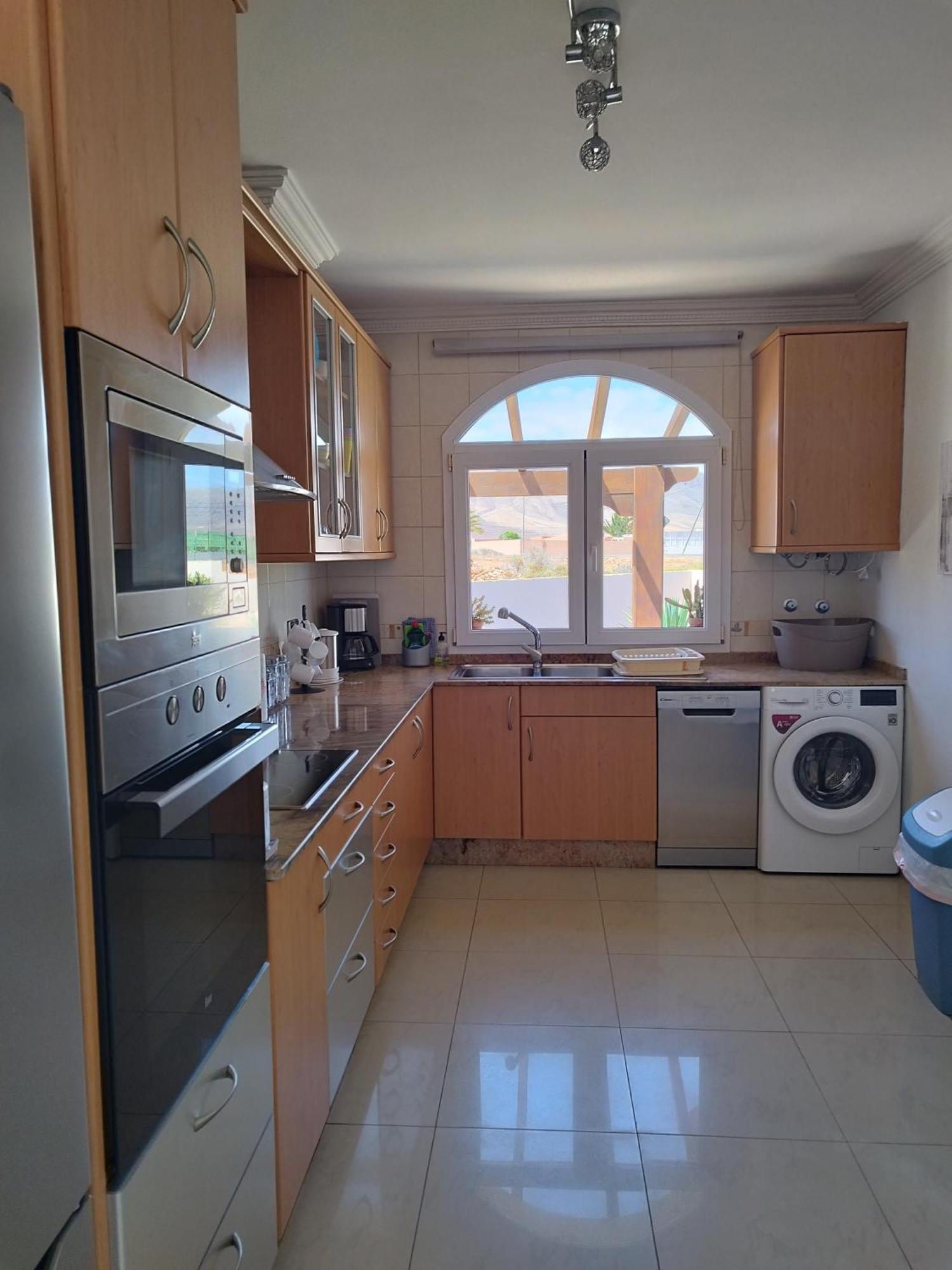 Villa Casa Del Sol 3 Bedroom Villa With Private Solar Covered 12M X 6M Pool Minimum Stay 7 Nights Chromecast And Wifi Throughout The Property Triquivijate Εξωτερικό φωτογραφία
