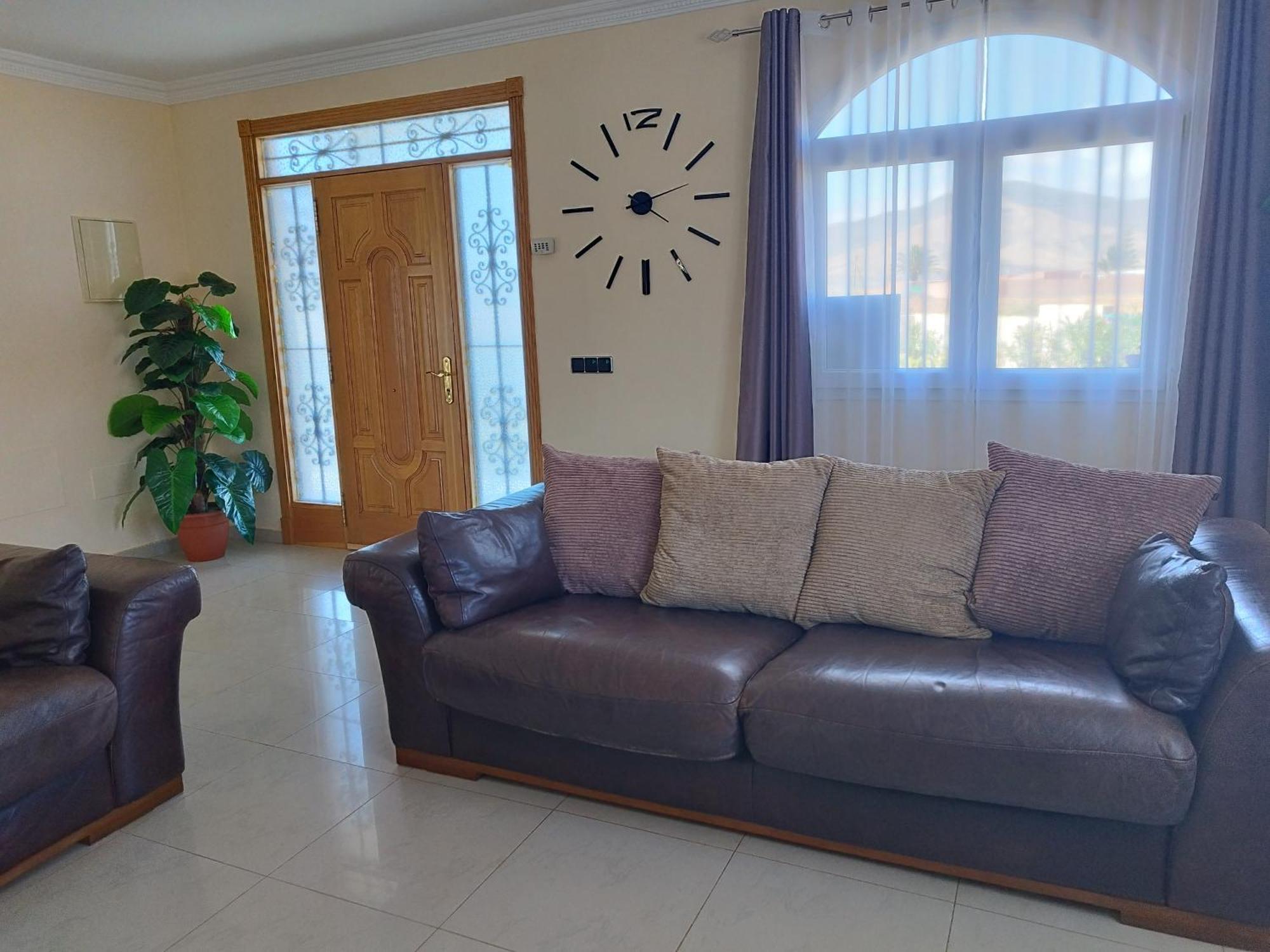 Villa Casa Del Sol 3 Bedroom Villa With Private Solar Covered 12M X 6M Pool Minimum Stay 7 Nights Chromecast And Wifi Throughout The Property Triquivijate Εξωτερικό φωτογραφία